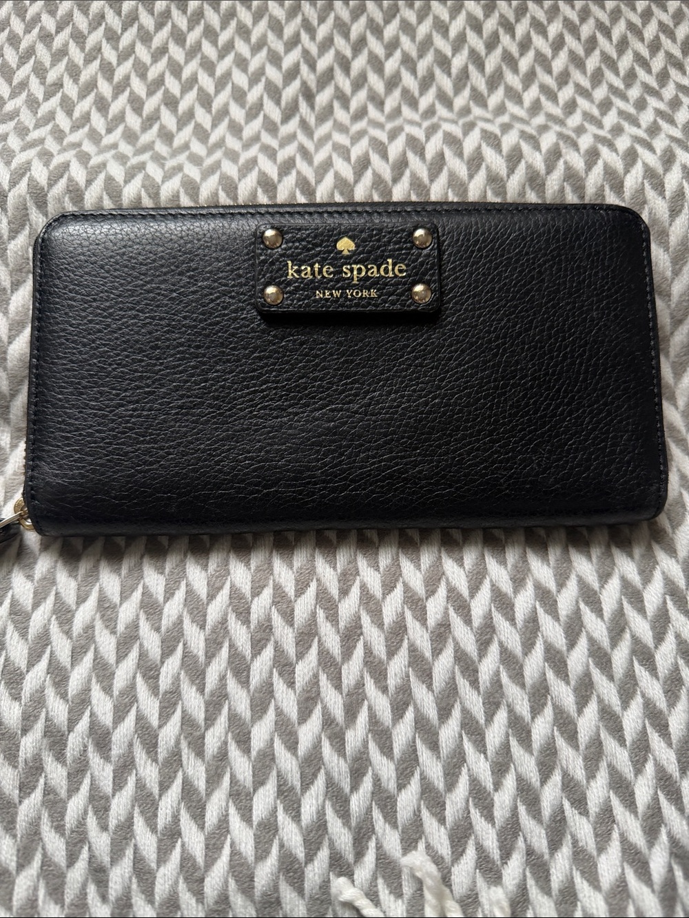 Kate spade Black Leather Zip Wallet